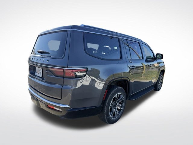 Used 2025 Jeep Wagoneer Series II AWD/4WD image 6