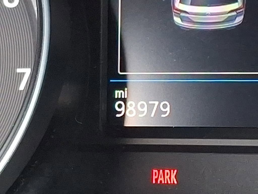 Used 2021 Volkswagen Atlas Cross Sport SE image 20