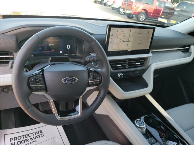 Certified 2026 Ford Explorer Platinum w/ LUX Leather Package AWD/4WD image 14