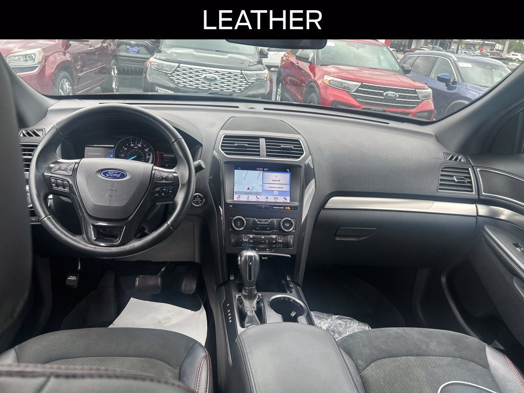 Certified 2019 Ford Explorer XLT w/ Equipment Group 202A AWD/4WD image 11