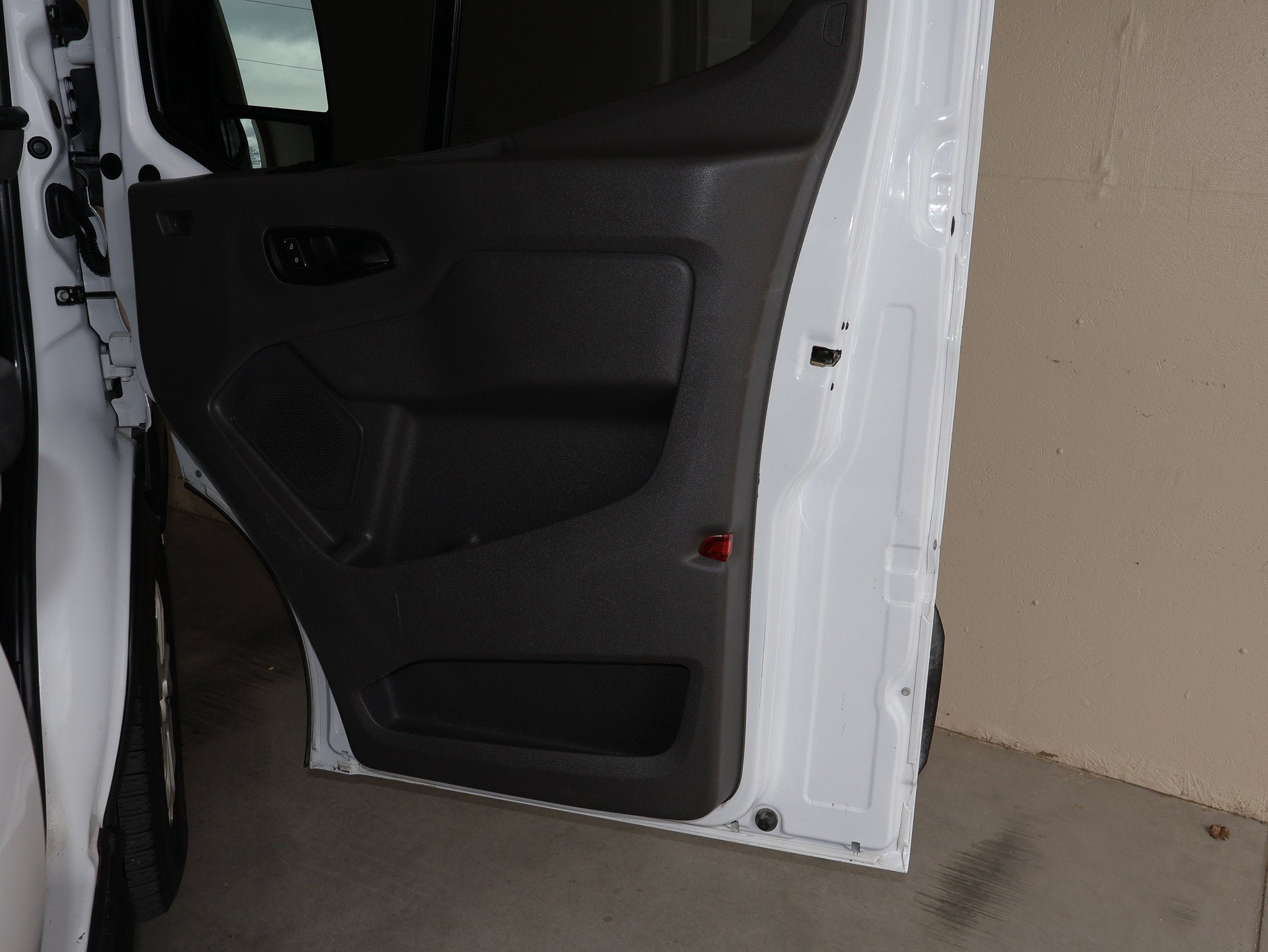 Certified 2023 Ford Transit 350 XLT RWD image 39