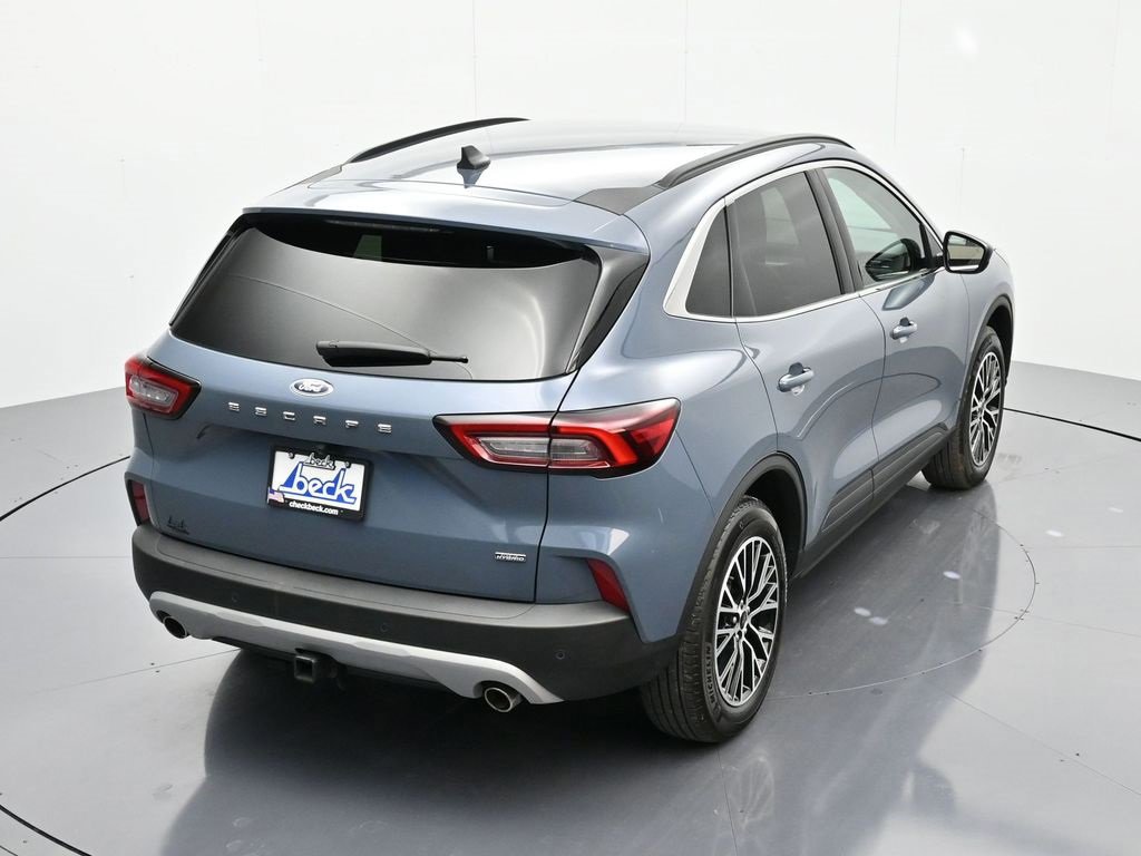 Certified 2025 Ford Escape SE w/ Class II Trailer Tow Package image 15