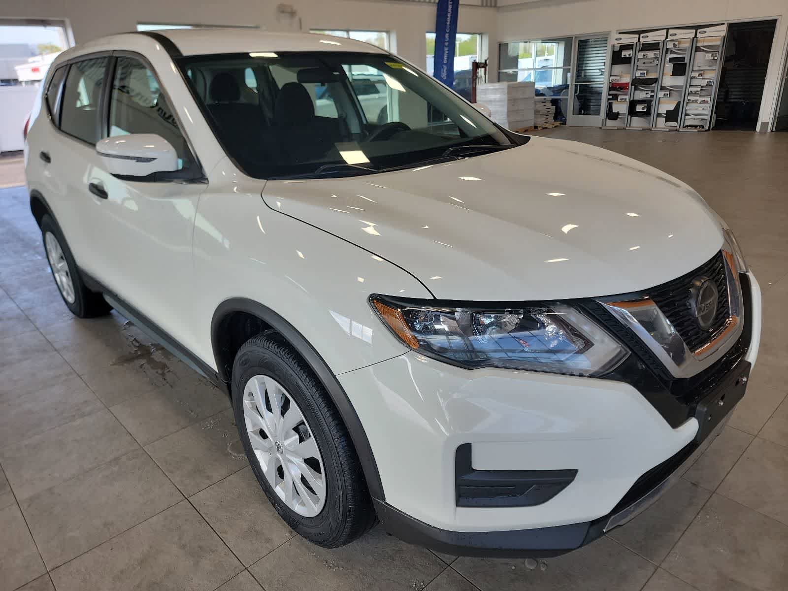 Used 2019 Nissan Rogue S AWD/4WD image 5
