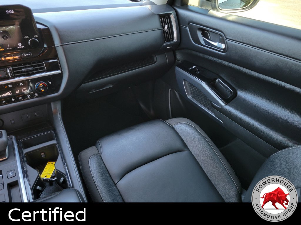 Used 2024 Nissan Pathfinder SL w/ SL Premium Package FWD image 21