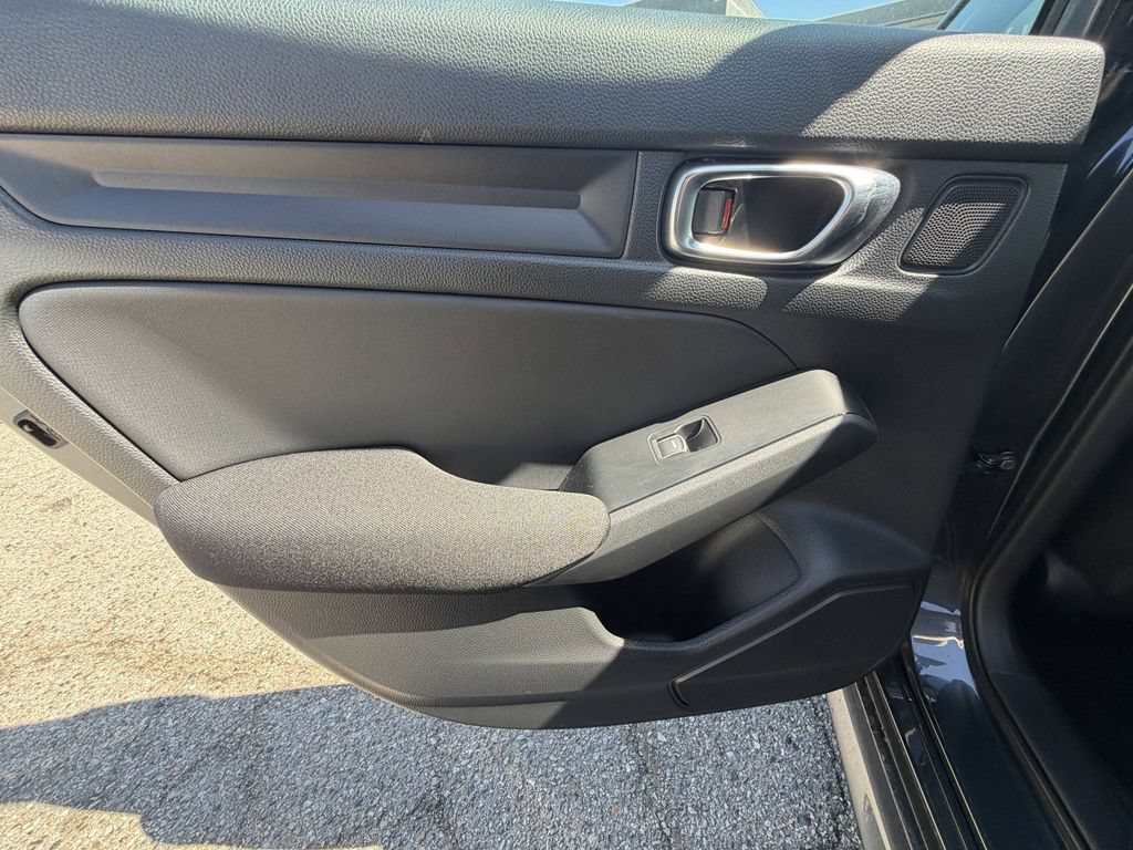 Used 2025 Honda Civic Sport image 19