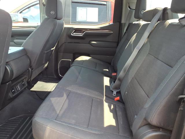 Used 2022 Chevrolet Silverado 1500 LT AWD/4WD image 16