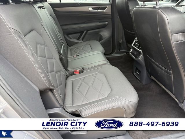 Used 2024 Volkswagen Atlas Cross Sport SE AWD/4WD image 8