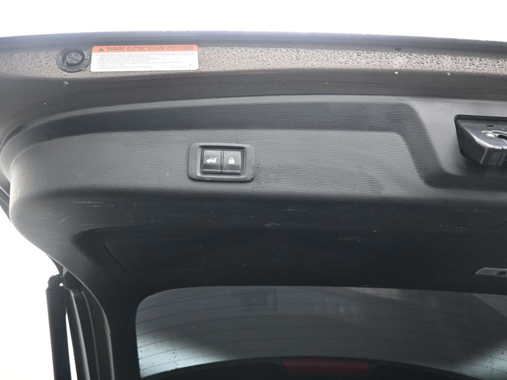 Used 2022 Mitsubishi Outlander SEL image 50