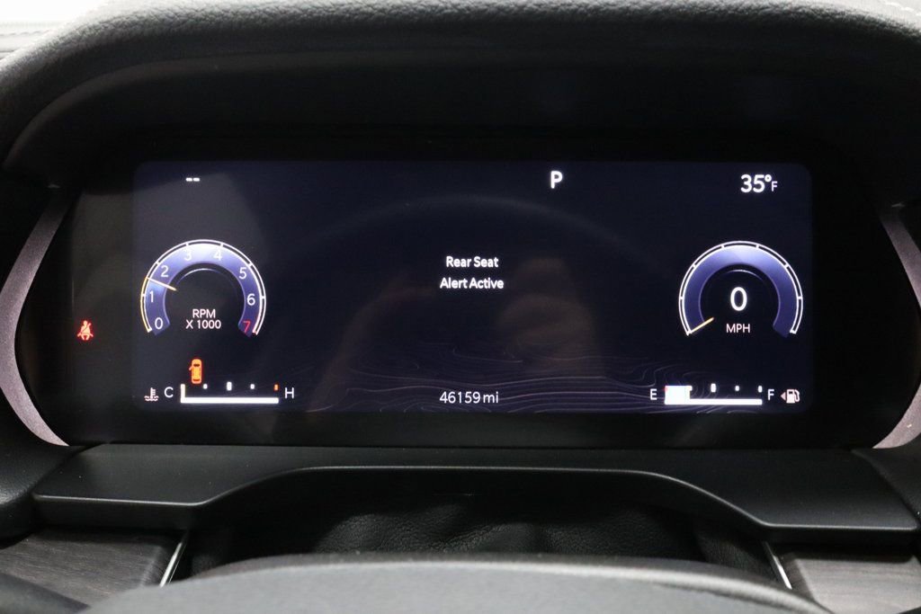 Used 2023 Jeep Grand Cherokee Limited w/ Black Appearance Package image 29