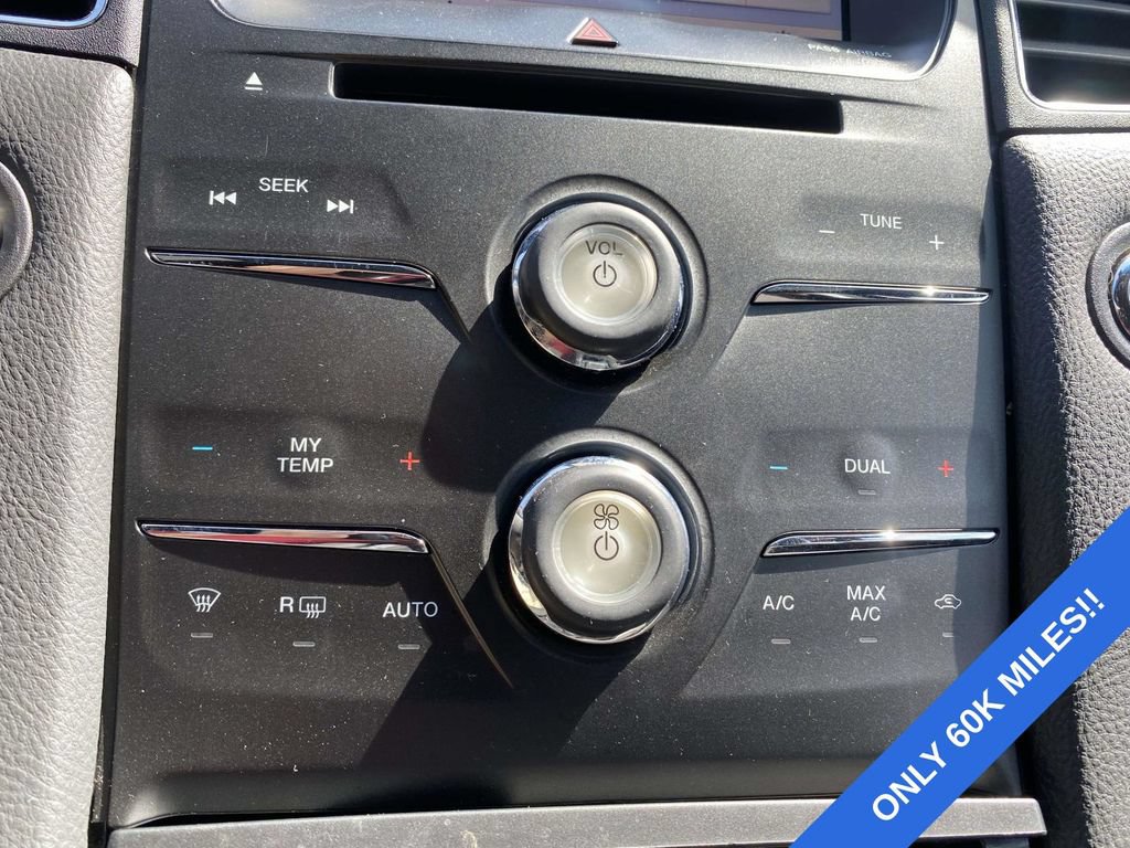 Certified 2019 Ford Taurus SEL w/ Equipment Group 201A FWD image 24