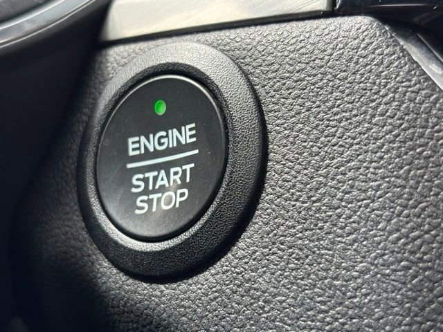 Certified 2022 Ford Escape Titanium w/ Class II Trailer Tow Package image 40