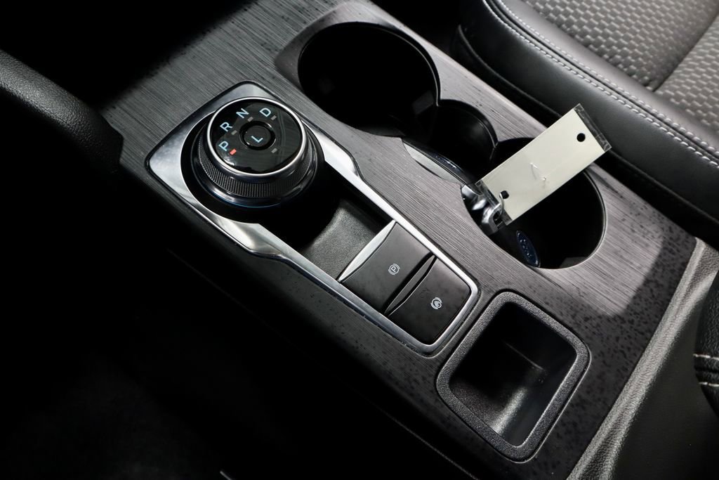 Certified 2023 Ford Escape SE w/ Class II Trailer Tow Package image 35