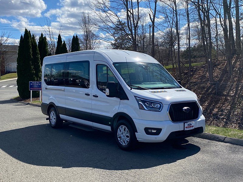 Certified 2023 Ford Transit 350 XLT RWD image 3