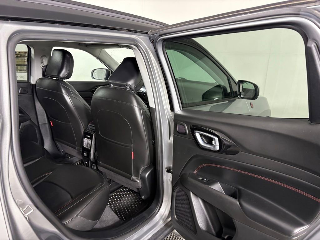 Used 2022 Jeep Compass Trailhawk w/ Sun and Sound Group AWD/4WD image 32