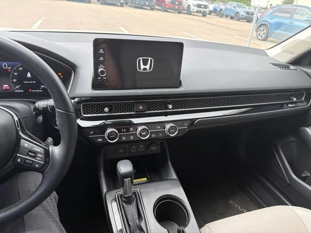 Used 2024 Honda Civic Touring image 7