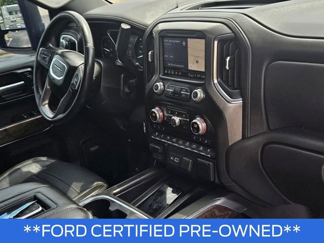 Used 2021 GMC Sierra 2500 Denali w/ Denali Black Diamond Edition AWD/4WD image 17