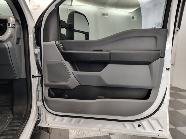 Certified 2025 Ford F250 XL w/ XL Chrome Package AWD/4WD image 14