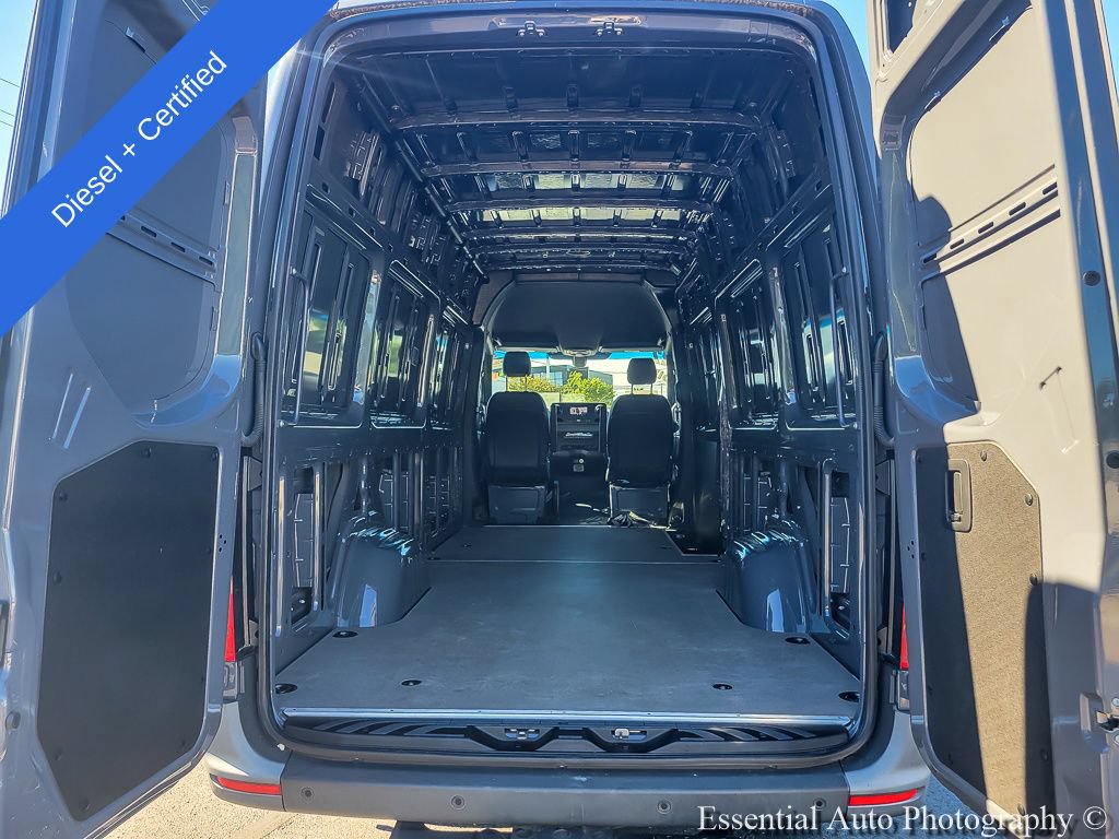 Used 2022 Mercedes-Benz Sprinter 2500 image 18