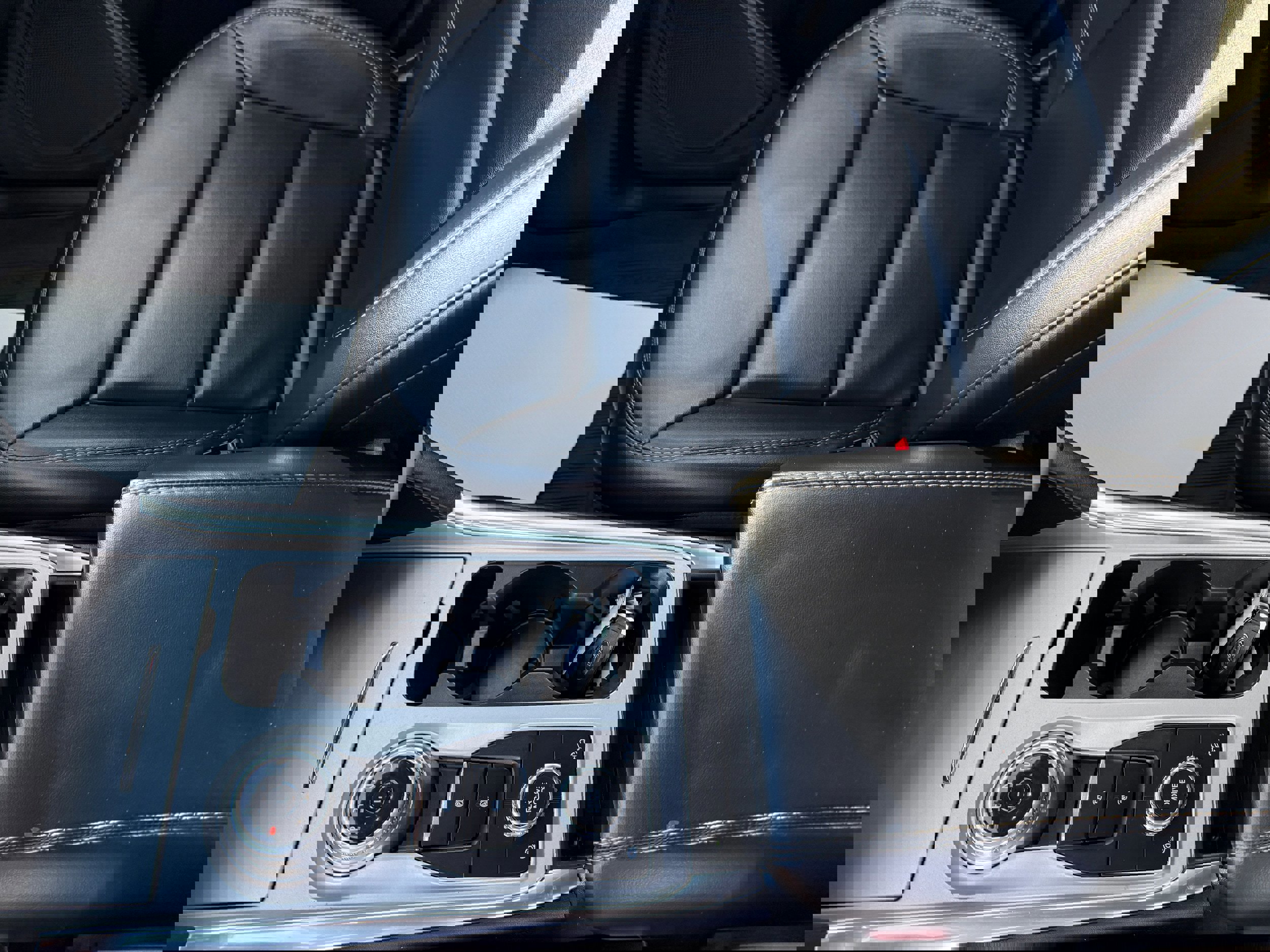 Certified 2023 Ford Explorer XLT w/ Equipment Group 202A image 17