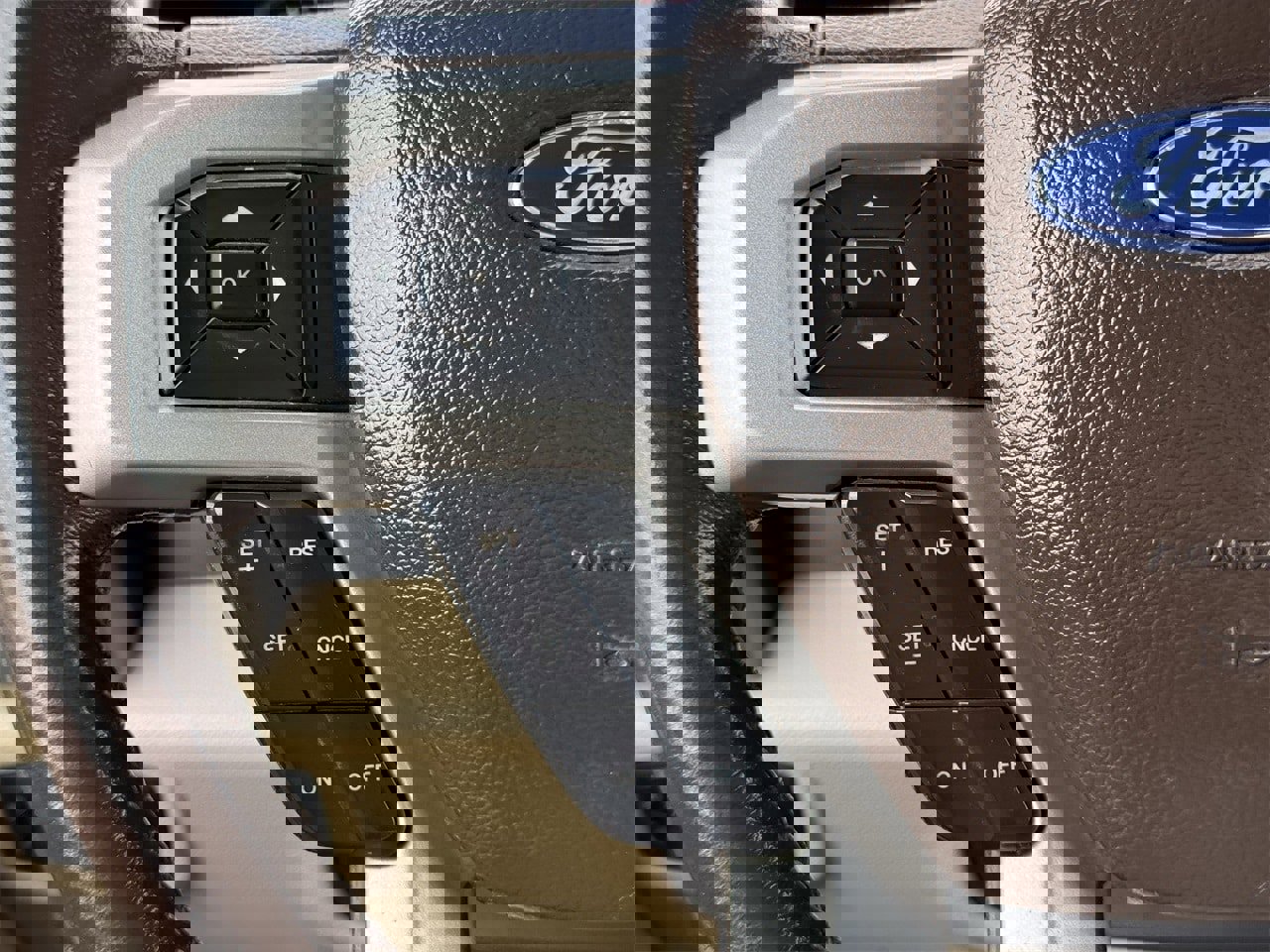 Certified 2020 Ford F150 Lariat image 12