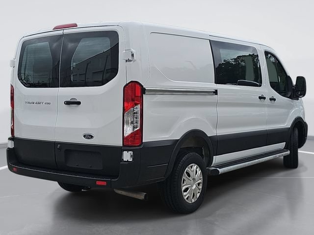Certified 2025 Ford Transit 250 Low Roof w/ Exterior Upgrade Package RWD image 5