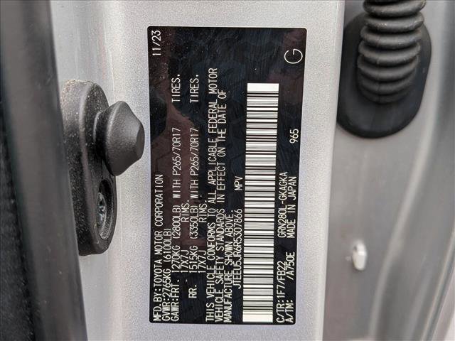 Used 2024 Toyota 4Runner SR5 RWD image 22