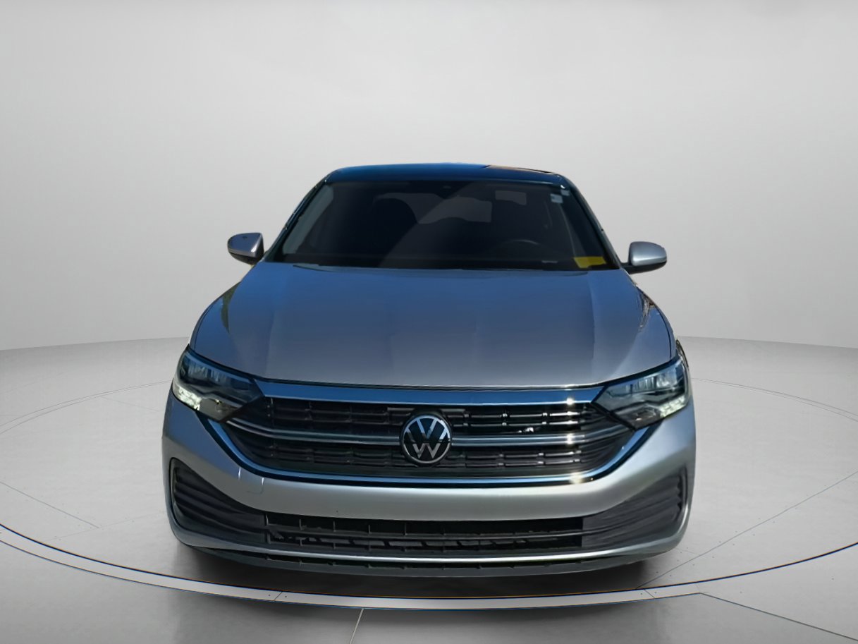 Used 2024 Volkswagen Jetta SE image 33