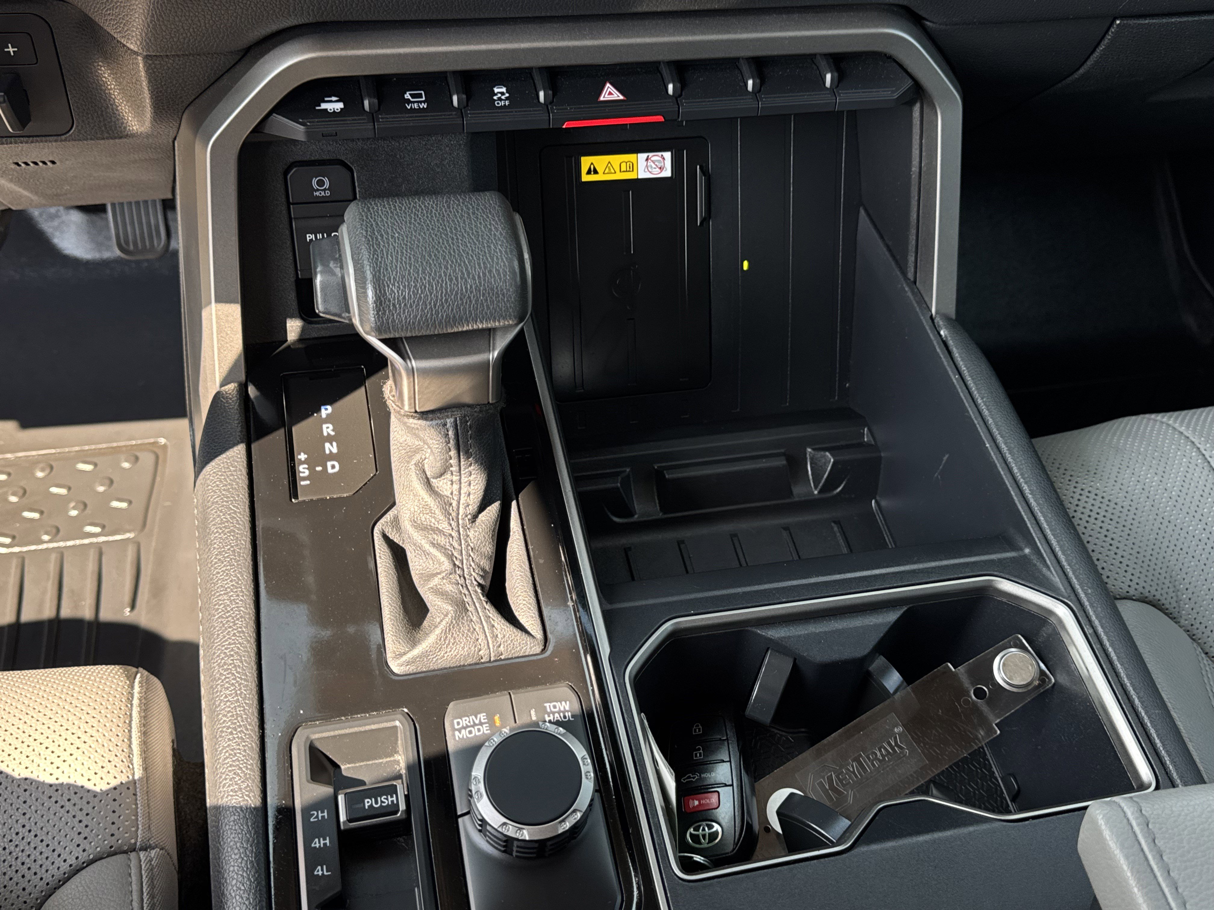 Used 2023 Toyota Tundra Limited image 22