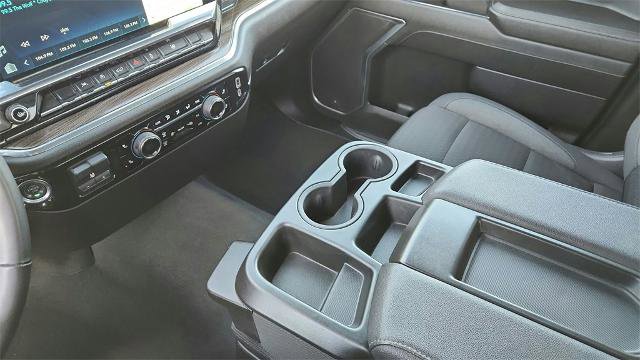 Used 2025 Chevrolet Silverado 1500 LT image 13