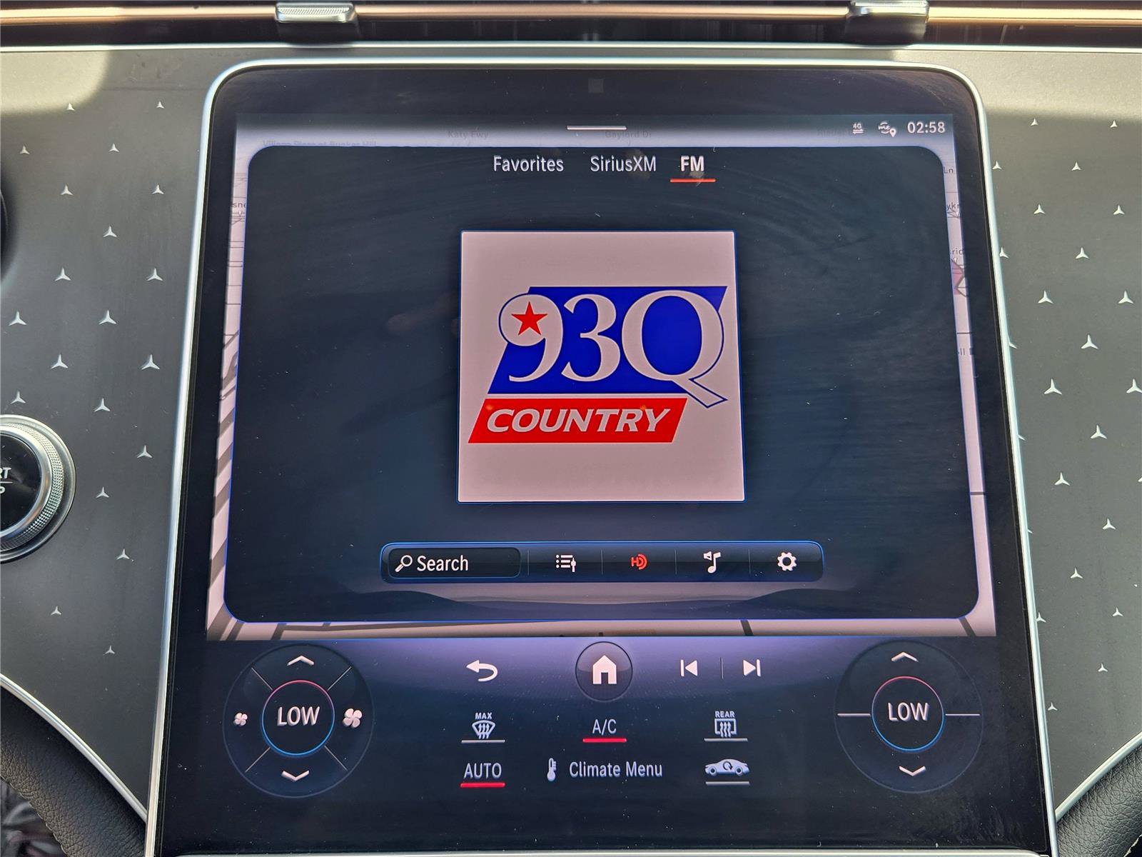 Used 2023 Mercedes-Benz EQS 450+ SUV image 16