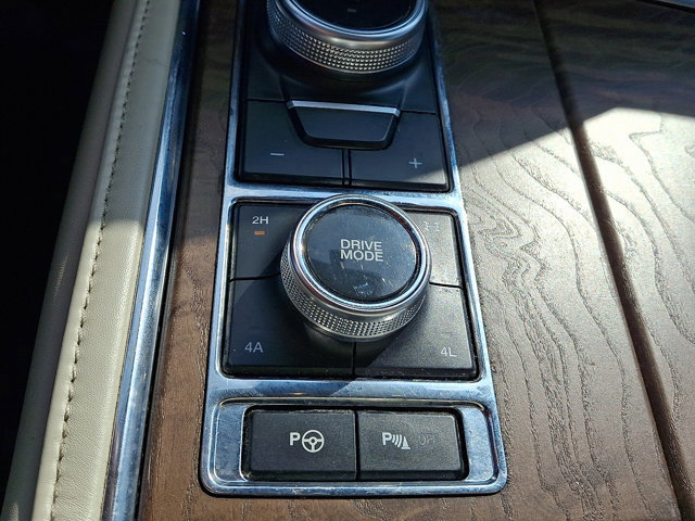 Certified 2021 Ford Expedition Platinum image 26