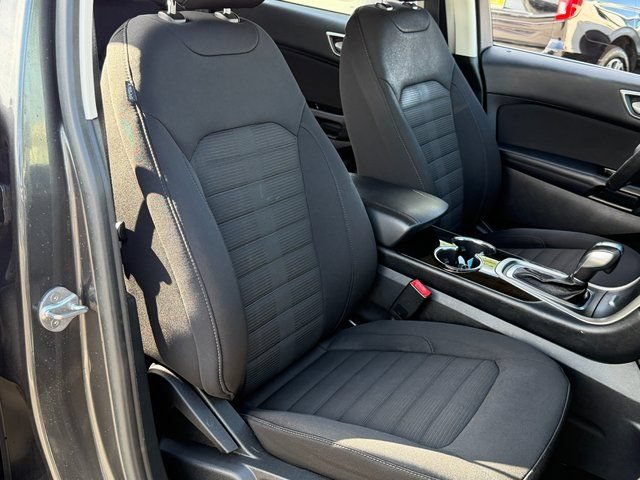 Certified 2018 Ford Edge SEL FWD image 9