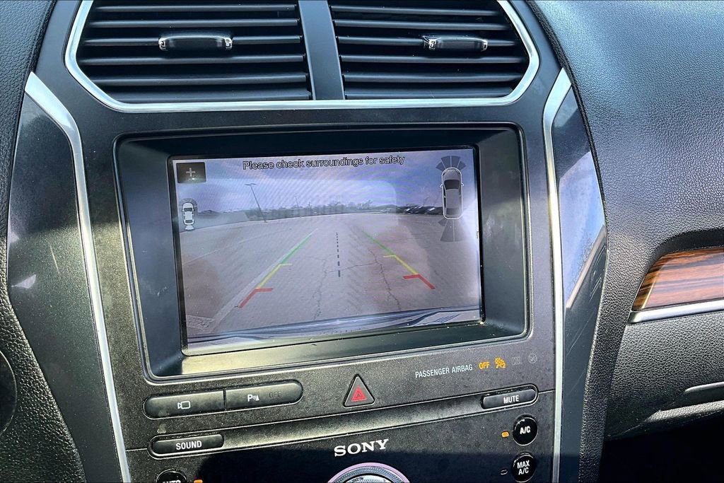 Certified 2019 Ford Explorer Limited w/ Class III Trailer Tow Package image 21