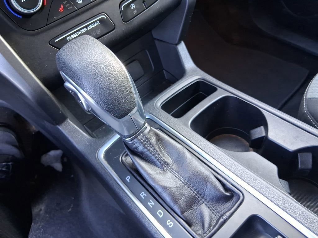 Certified 2019 Ford Escape SE image 20