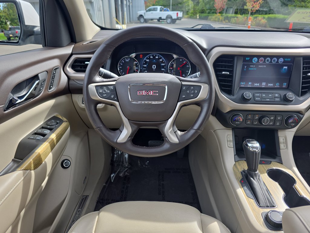 Used 2019 GMC Acadia Denali w/ Technology Package AWD/4WD image 8