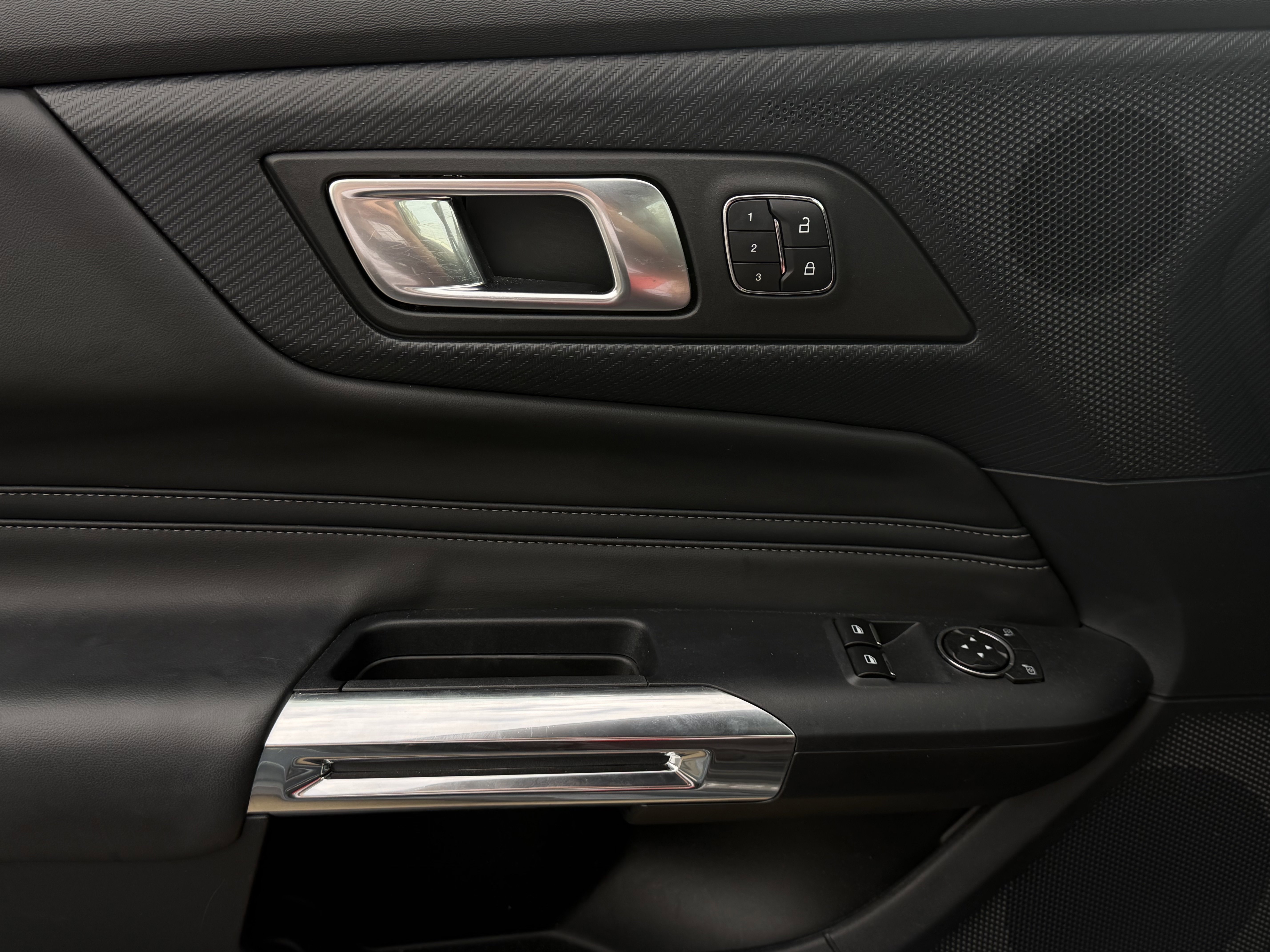 Certified 2024 Ford Mustang Premium RWD image 27