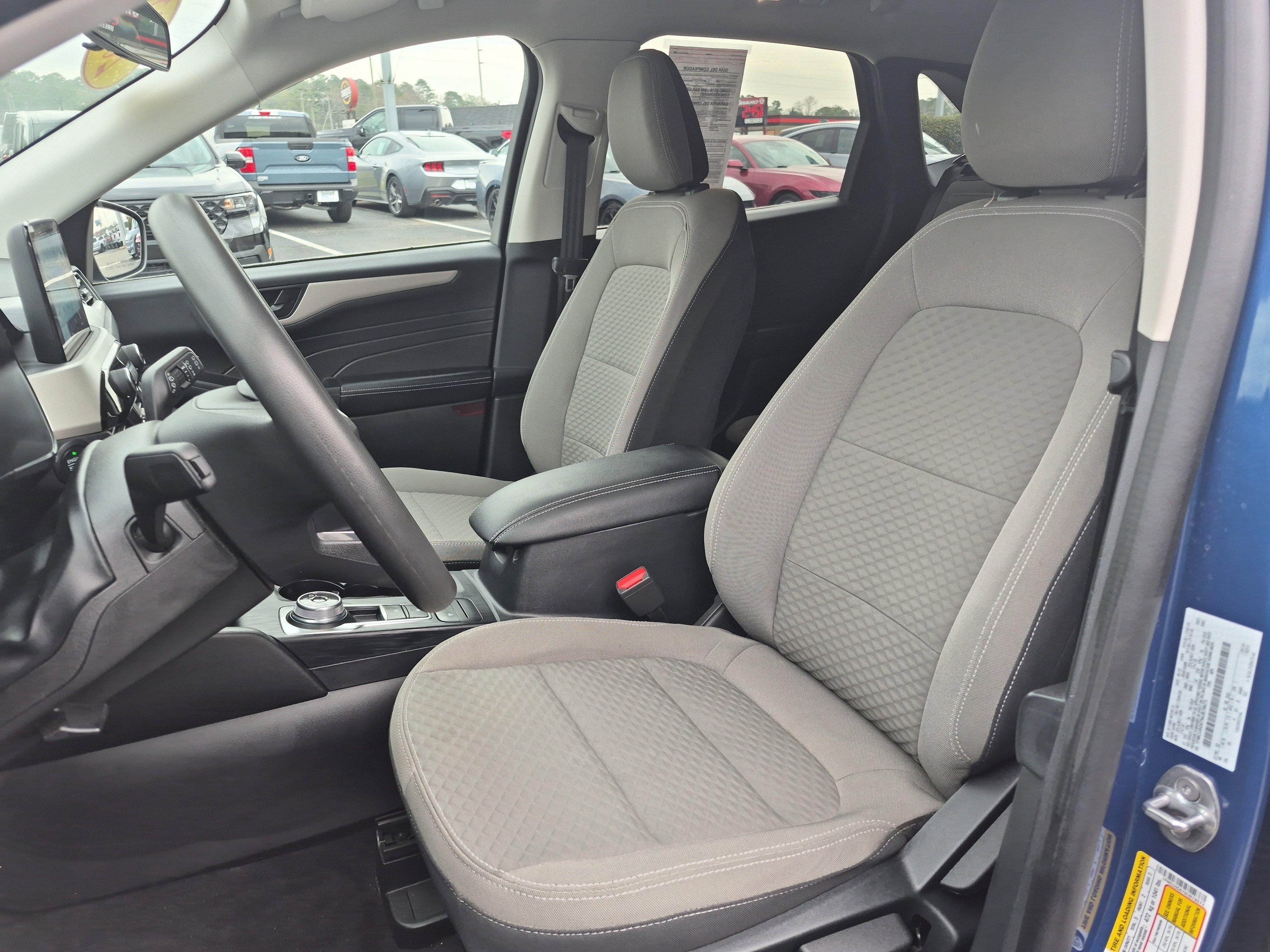 Certified 2022 Ford Escape SE image 10