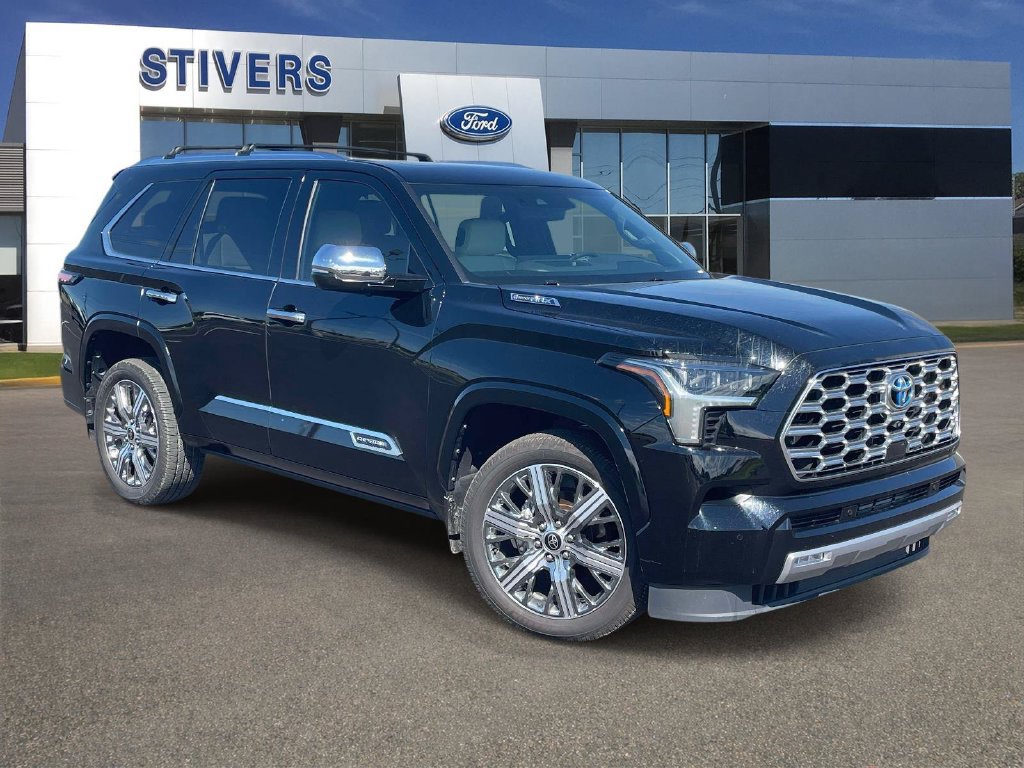Used 2024 Toyota Sequoia Capstone AWD/4WD image 1