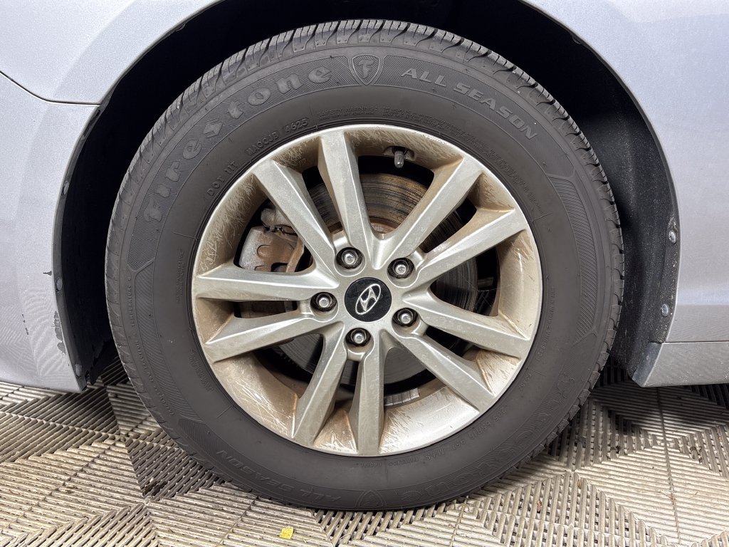 Used 2017 Hyundai Sonata SE FWD image 12