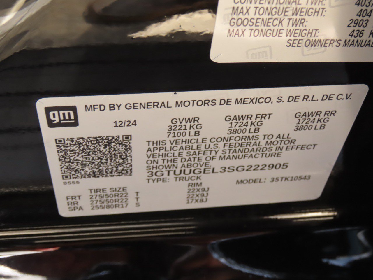 Used 2025 GMC Sierra 1500 Denali w/ Denali Reserve Package AWD/4WD image 30
