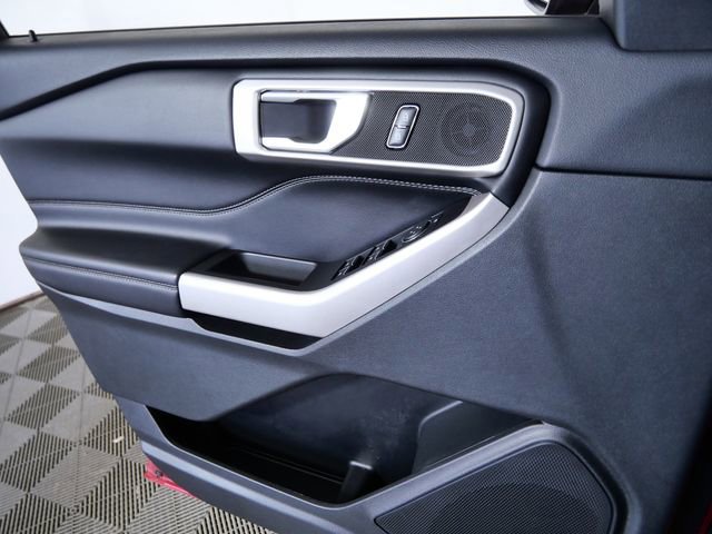 Certified 2023 Ford Explorer XLT w/ Equipment Group 202A image 27