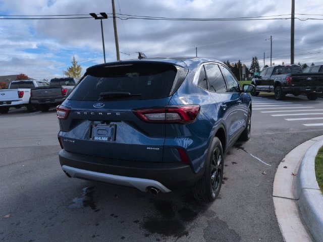 Certified 2023 Ford Escape Active w/ Tech Pack #1 AWD/4WD image 5