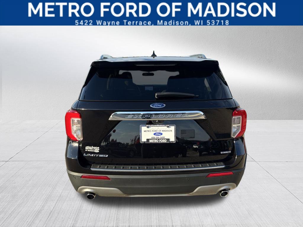 Certified 2022 Ford Explorer Limited w/ Hybrid Equipment Group 310A AWD/4WD image 4