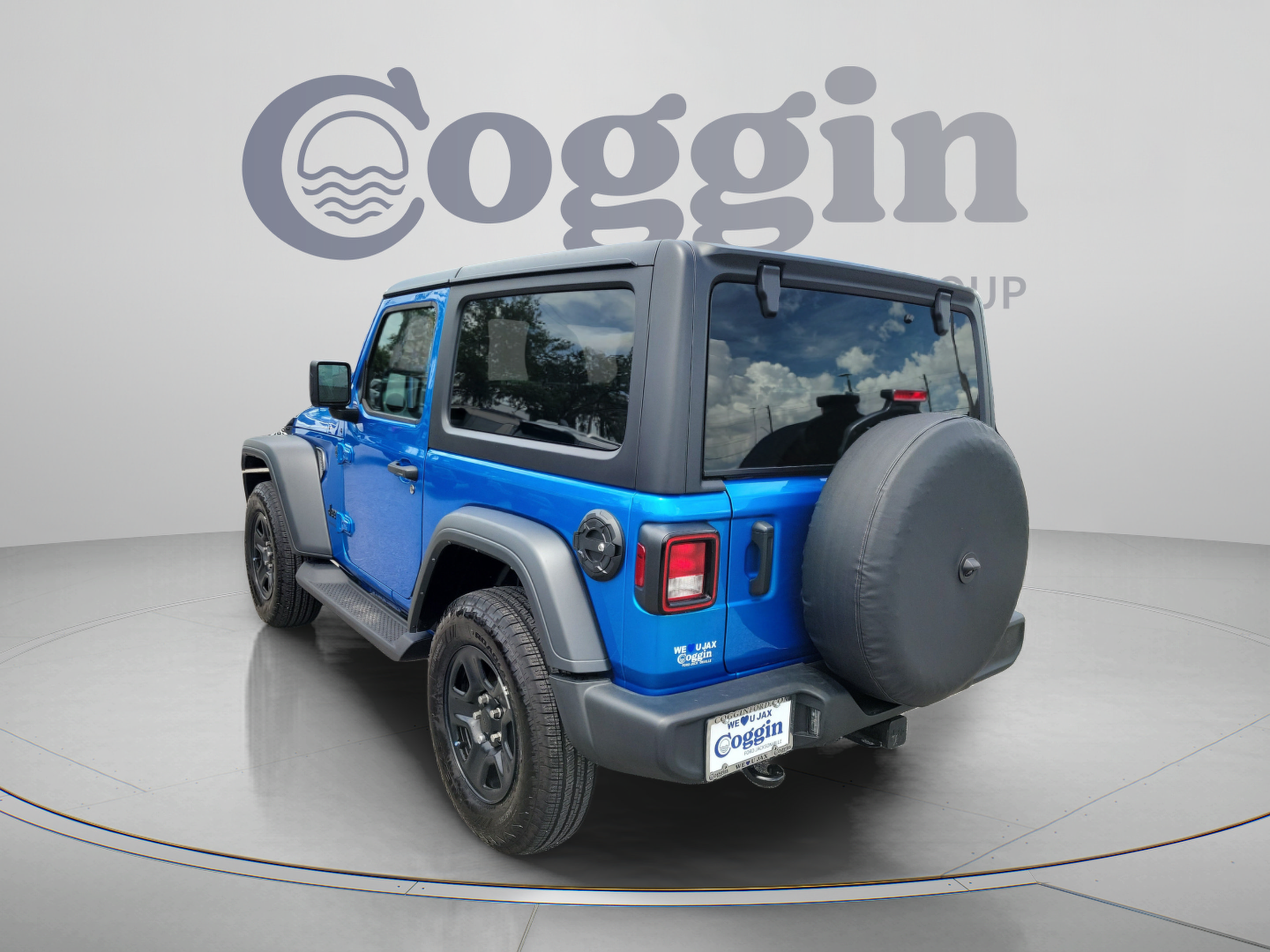 Used 2025 Jeep Wrangler Sport AWD/4WD image 2