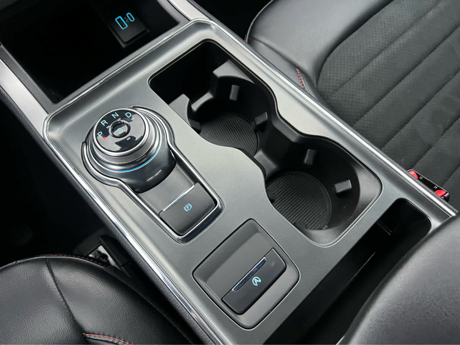 Certified 2023 Ford Edge ST-Line AWD/4WD image 30