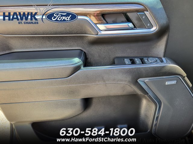 Used 2022 Chevrolet Silverado 1500 LT Trail Boss w/ LT Trail Boss Premium Package AWD/4WD image 17