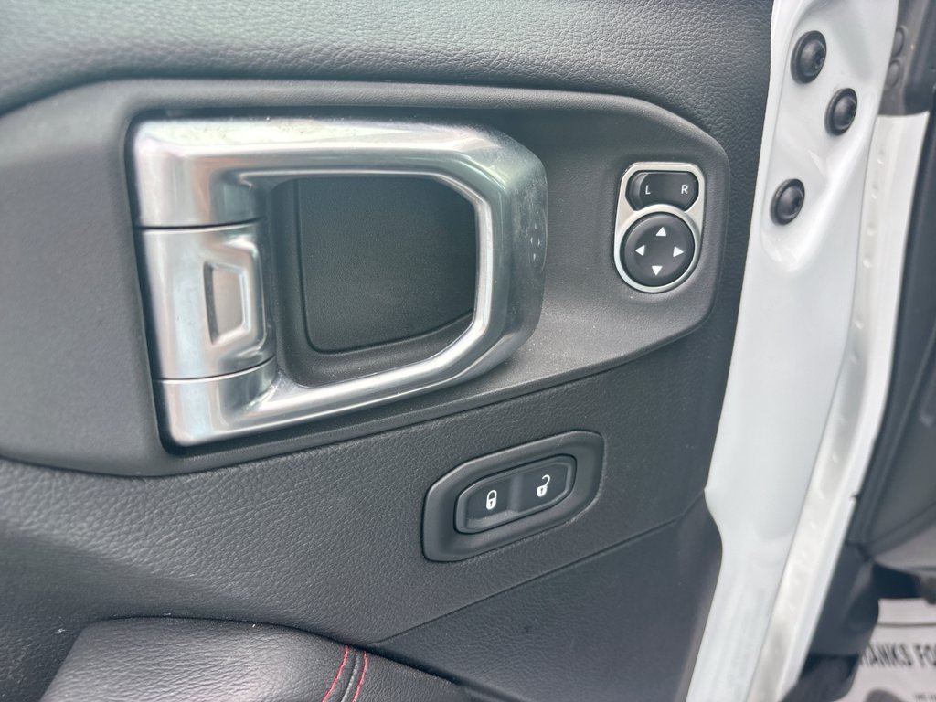Used 2023 Jeep Gladiator Rubicon w/ Cold Weather Group AWD/4WD image 26