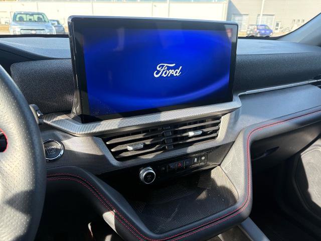 Certified 2025 Ford Explorer ST-Line w/ ST-Line Street Pack image 14