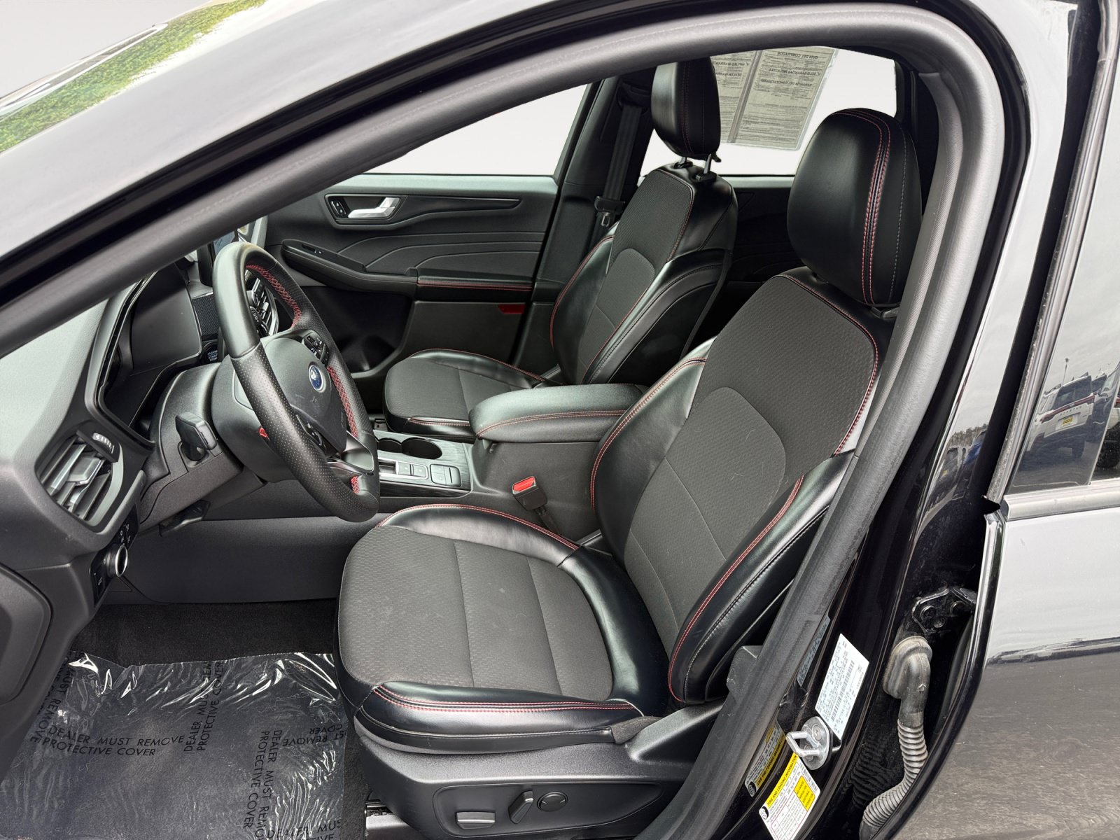 Certified 2024 Ford Escape ST-Line FWD image 10