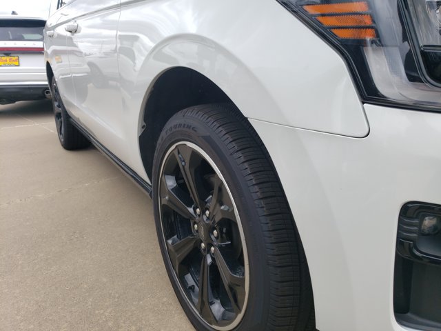 Certified 2022 Ford Expedition Limited AWD/4WD image 9
